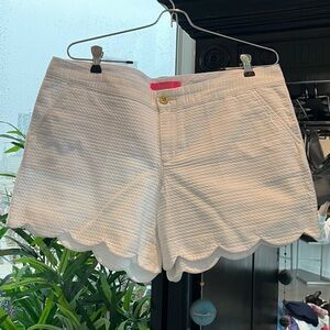 Lily Pulitzer Buttercup Short - Size 10